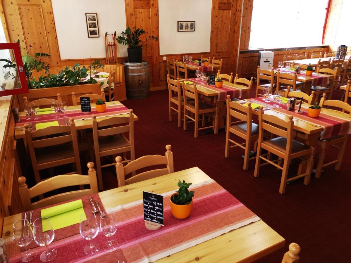 Hotel Restaurant Aletsch Мёрель Экстерьер фото